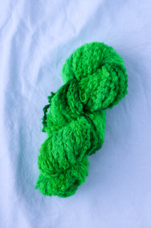 Bear Bouclé - Knaillgrønn