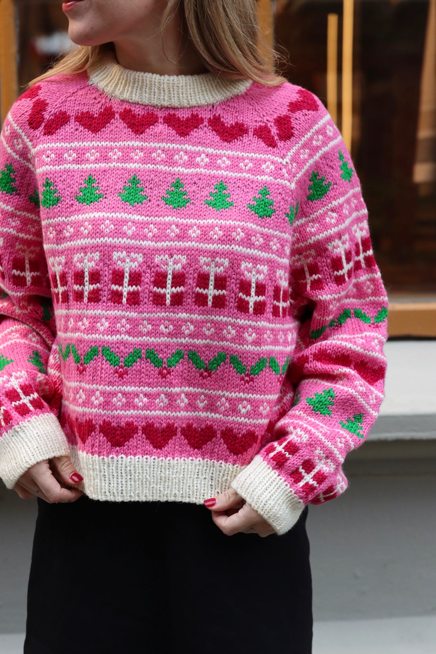 Un-told Christmas Sweater - english