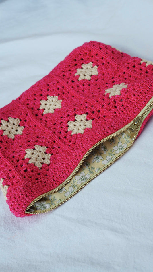 Ellinor pouch