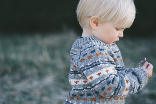 Alfredgenseren Genser Guttenogstrikkemor