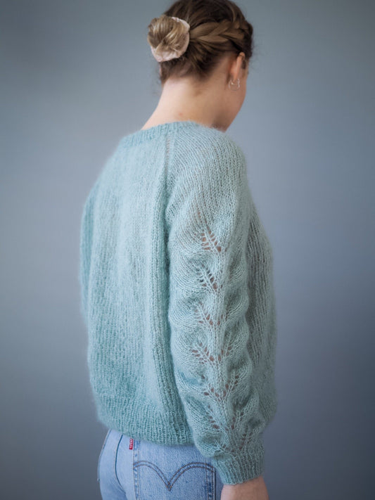 Garntopiagenseren Mohairedition Genser Guttenogstrikkemor