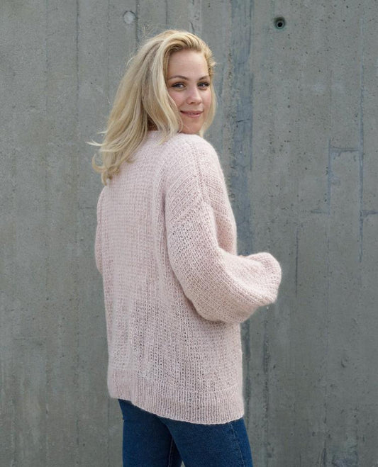 Sommerlettflørt jakke Guttenogstrikkemor