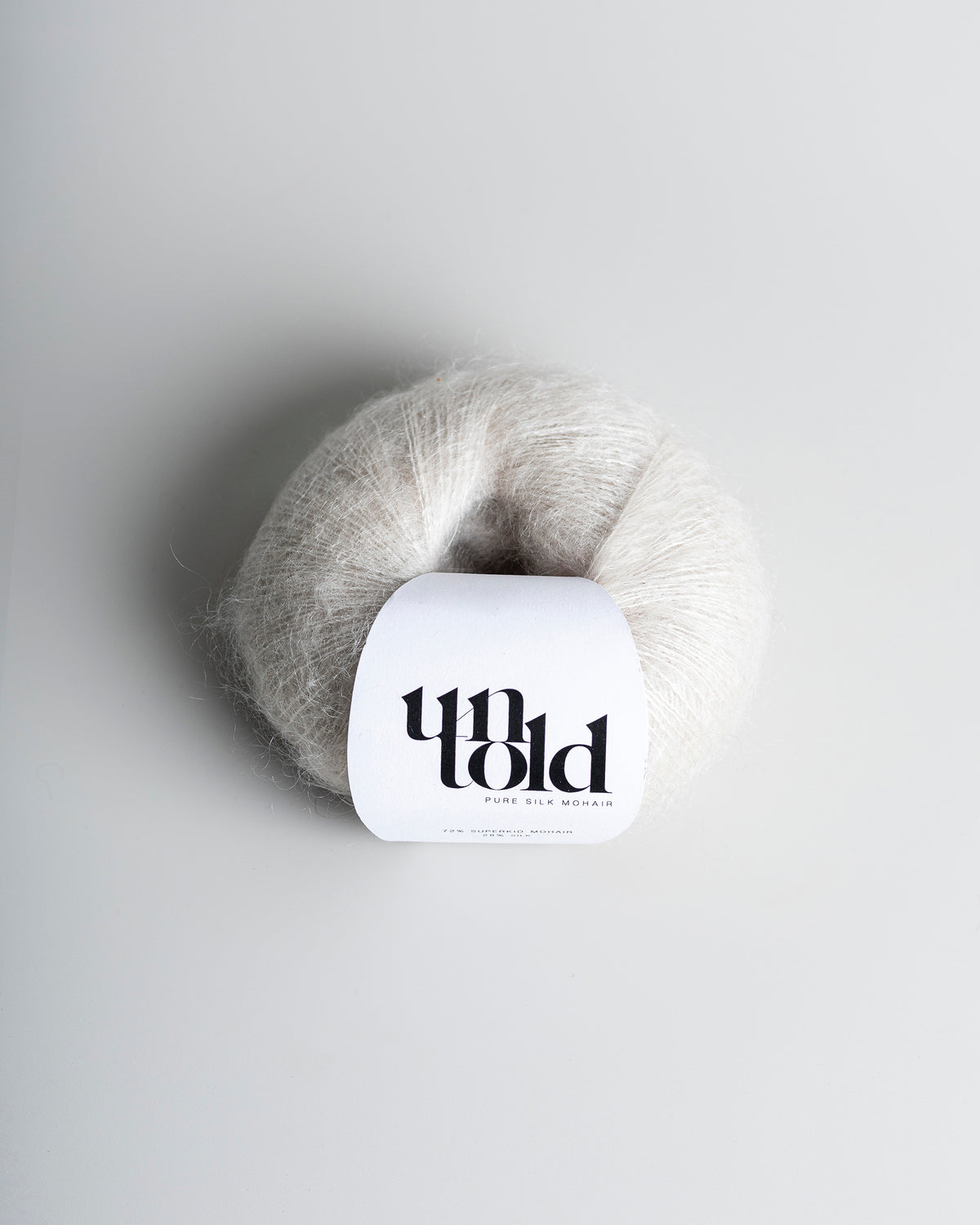 Un-told pure silk mohair - Almond Milk