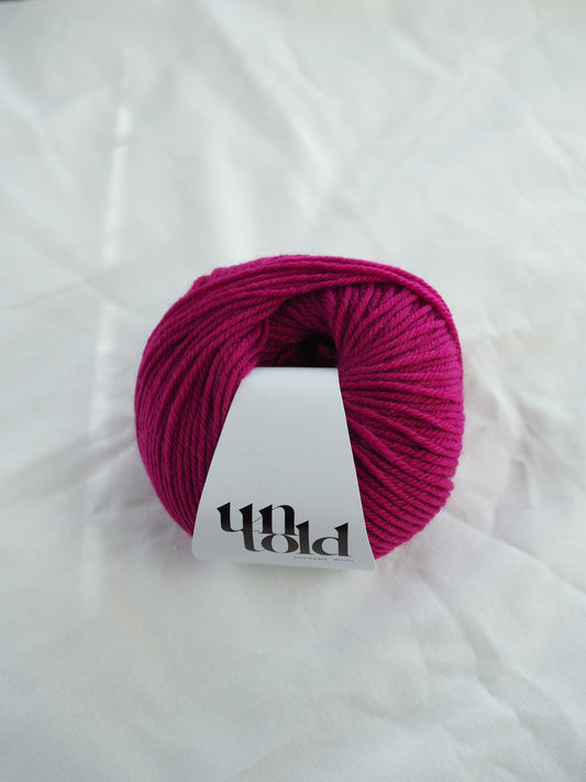 Un-told Supreme Wool - Bold Berry