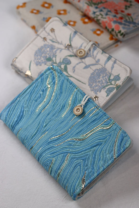 Pinnemappe - blå bølger