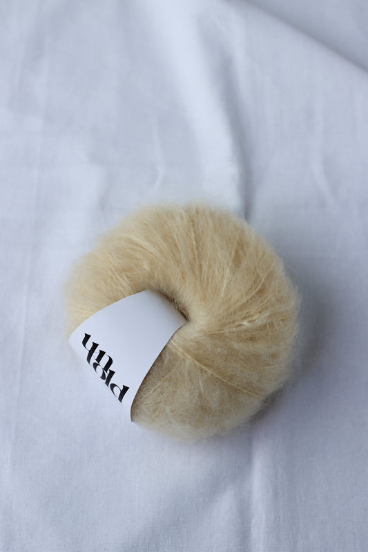 Un-told fuzzy mohair - Banana Split