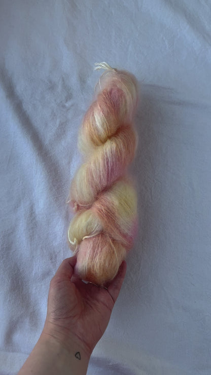 Ufortalt Chunky Mohair - Solkysset