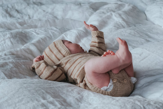 Willy playsuit and bonnet (2 in 1)