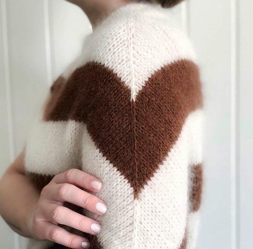 Theflaresweater ENGLISH sweater GS english patterns 